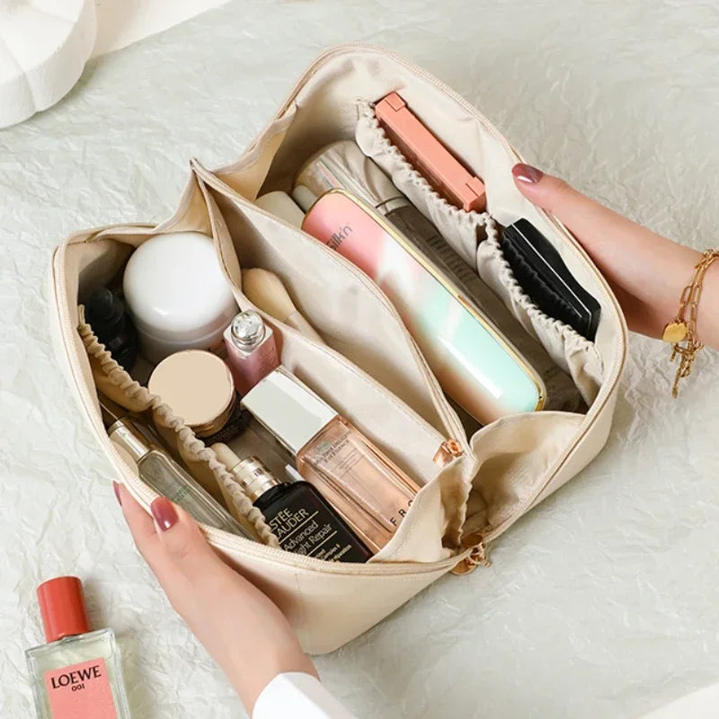 LEYVAYA Large Capacity Travel Cosmetic Bag